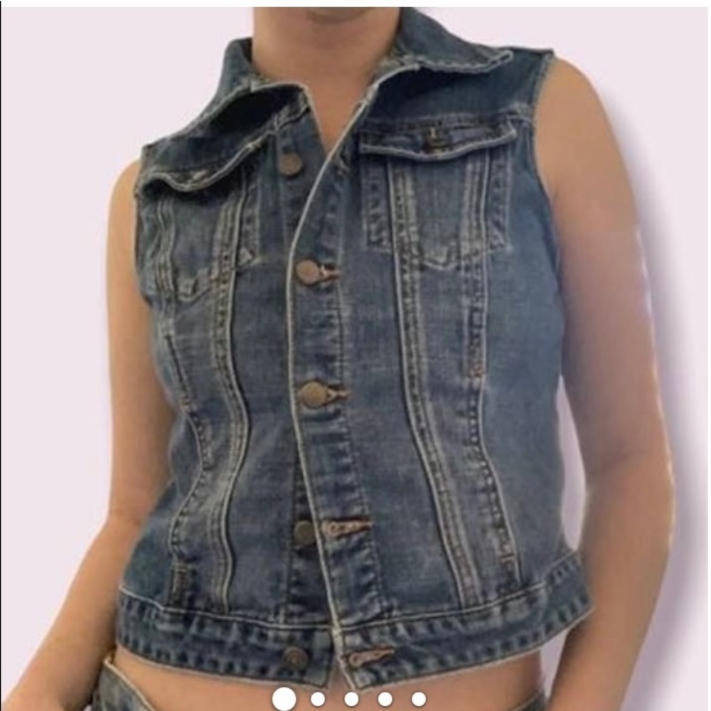 NWT The limited Vest size small